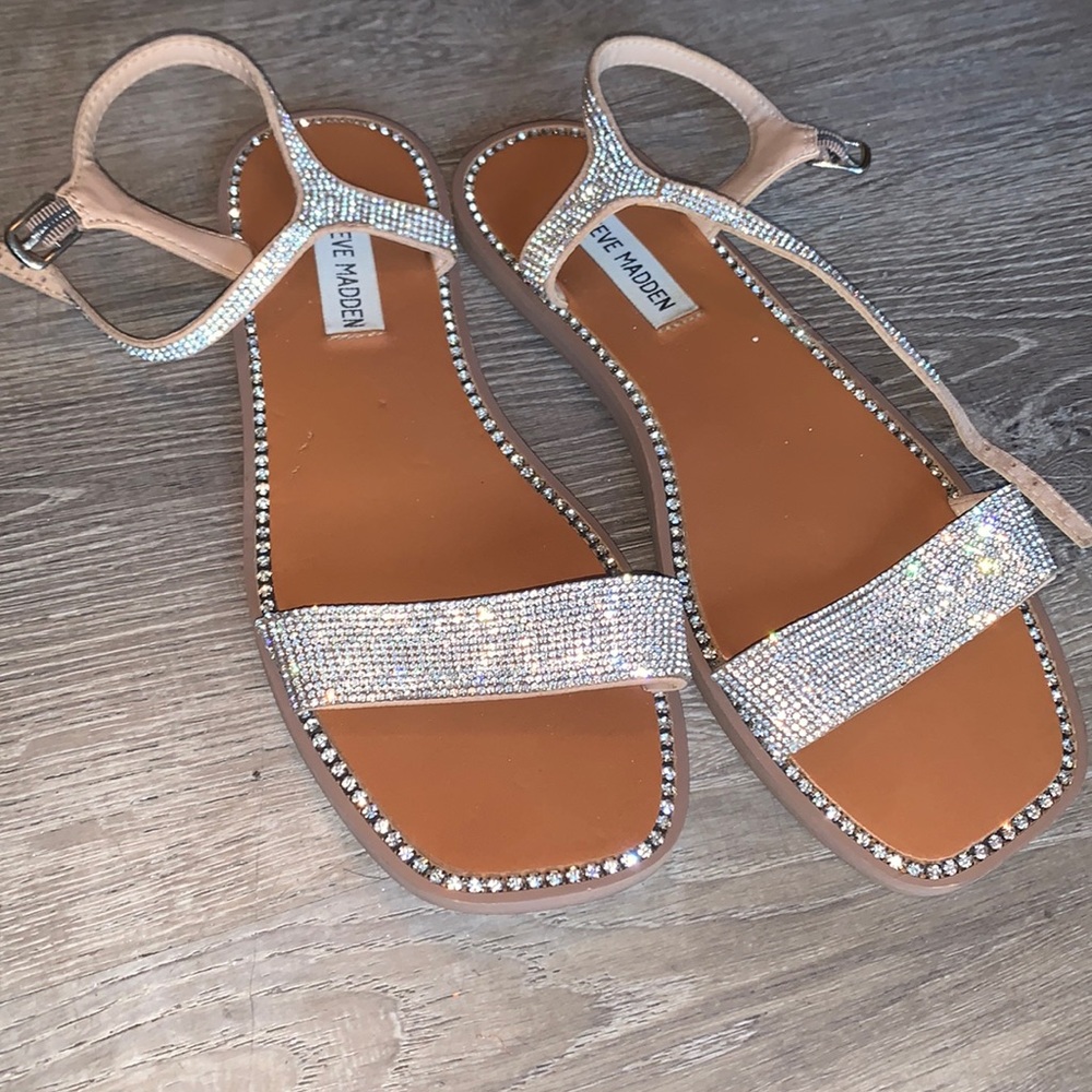 Beautiful STEVE MADDEN SANDALS WOMEN 8.5!